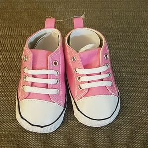 Converse style baby shoes